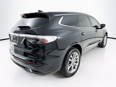 Used 2024 Buick Enclave Avenir w/ Avenir Technology Package image 8