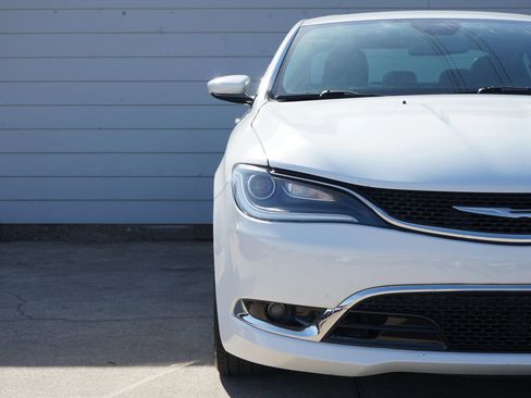 Used 2015 Chrysler 200 C w/ Navigation & Sound Group I image 8