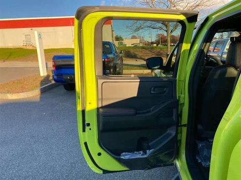 New 2026 Nissan Frontier PRO-4X w/ Pro Premium Package image 21