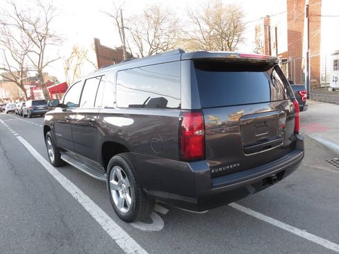 Used 2015 Chevrolet Suburban LT AWD/4WD image 5