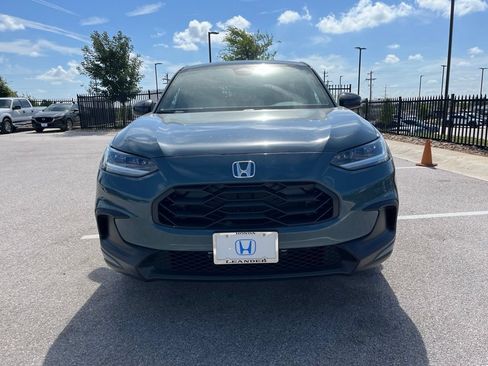 Certified 2026 Honda HR-V Sport image 2