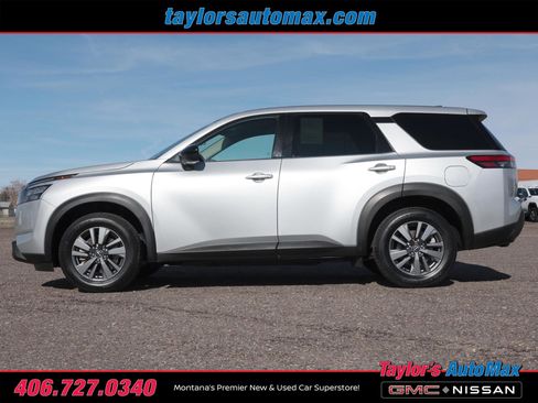 Used 2024 Nissan Pathfinder S image 38