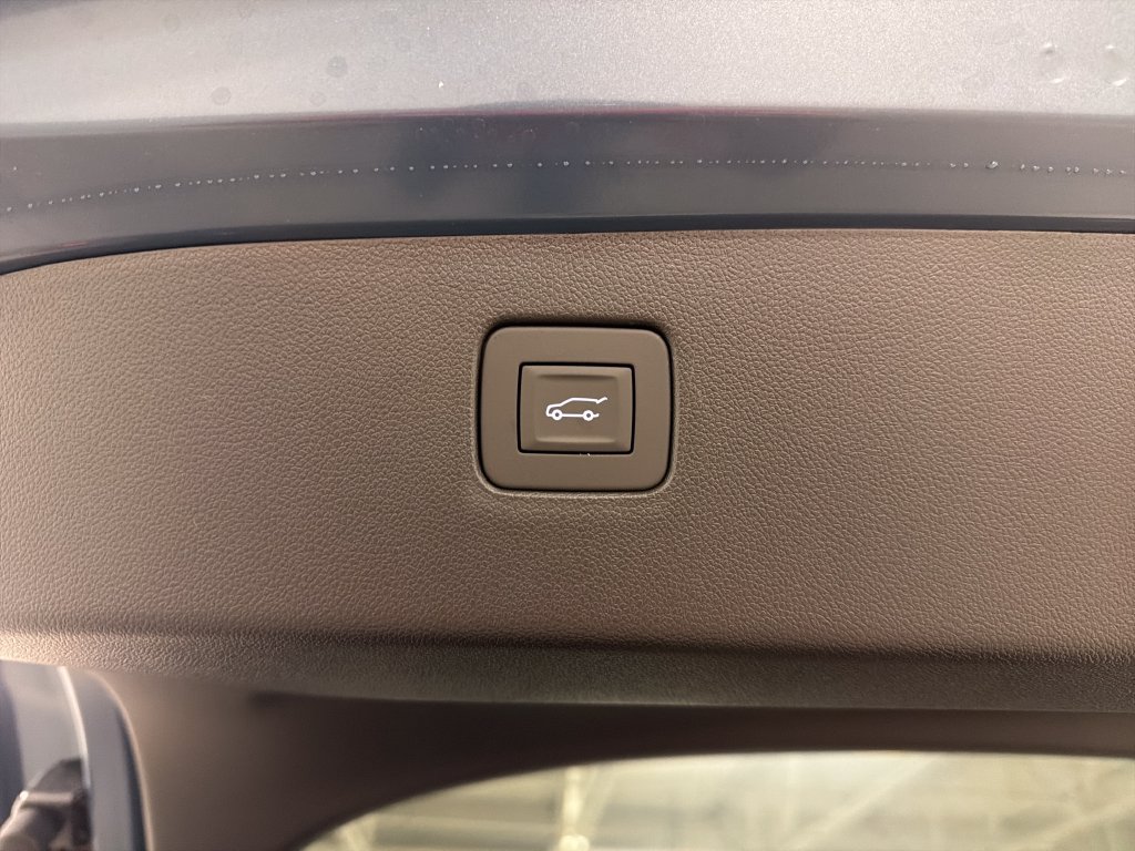 New 2026 Buick Envista Sport Touring w/ Convenience I Package FWD image 18