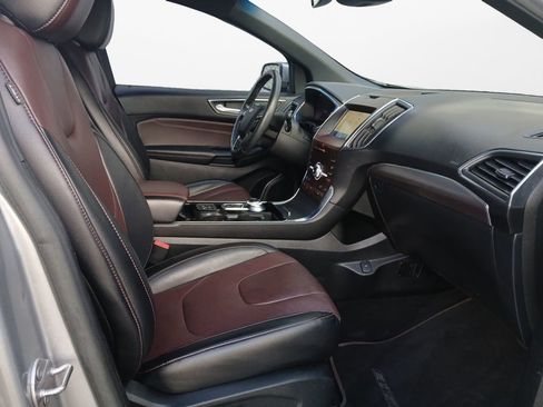 Used 2020 Ford Edge Titanium w/ Equipment Group 301A FWD image 24