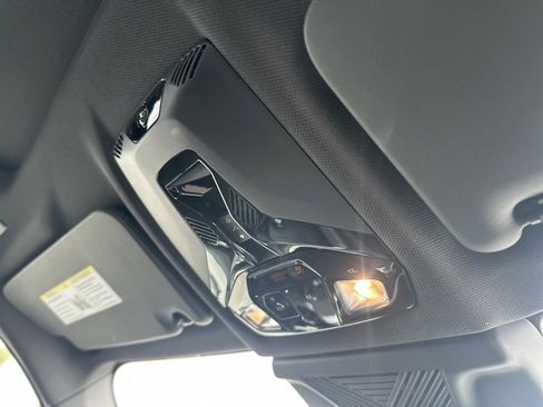 Used 2023 BMW X1 xDrive28i w/ Premium Package image 30