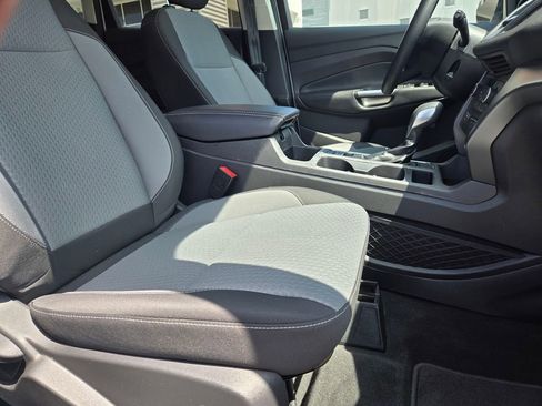Used 2019 Ford Escape SE FWD image 9