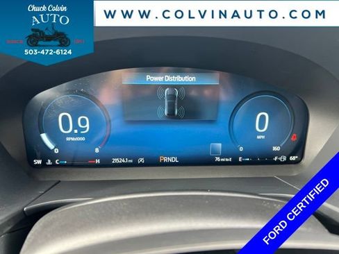 Certified 2025 Ford Escape Platinum AWD/4WD image 18