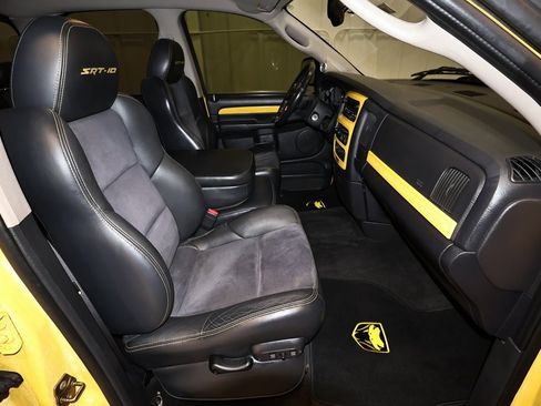 Used 2005 Dodge Ram 1500 Truck 2WD Quad Cab image 18