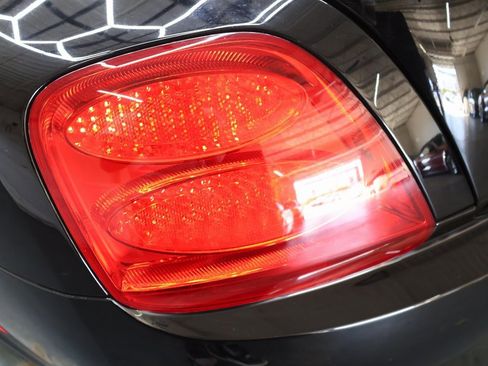 Used 2010 Bentley Continental GT Speed w/ Convenience Specification Pkg image 34