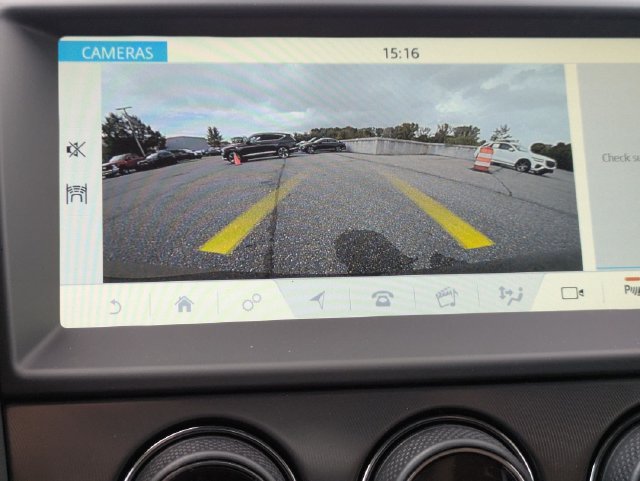 Certified 2024 Jaguar F-TYPE R AWD/4WD image 10