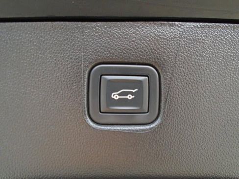 Certified 2025 Chevrolet Blazer RS w/ LPO, Floor Liner Package AWD/4WD image 27