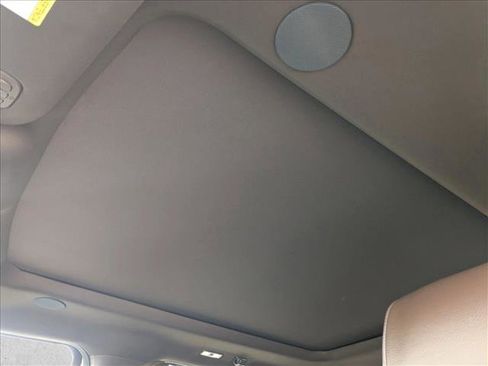 Used 2025 Ford F250 King Ranch w/ FX4 Off-Road Package image 16