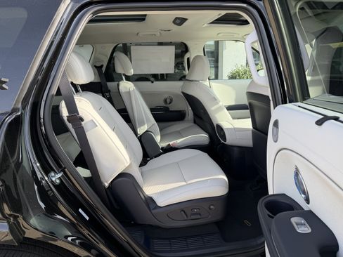 New 2026 Hyundai Palisade Calligraphy image 24