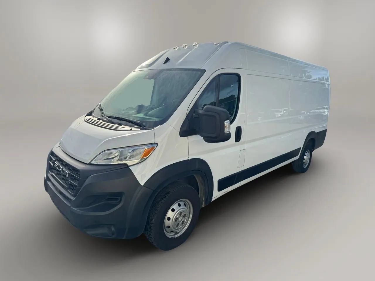 Used 2023 RAM ProMaster 3500 FWD image 3