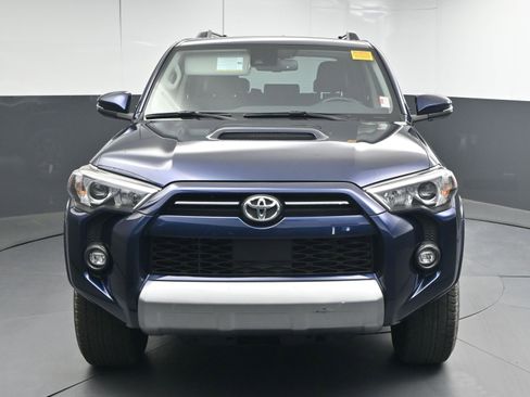 Certified 2024 Toyota 4Runner TRD Off-Road Premium image 2