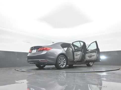 Used 2018 Acura TLX w/ Technology Package image 44