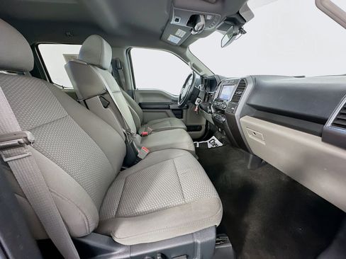 Used 2020 Ford F150 XLT w/ Equipment Group 302A Luxury AWD/4WD image 32