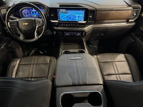 Used 2024 Chevrolet Silverado 3500 High Country w/ Z71 Off-Road Package AWD/4WD image 11