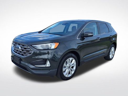 Used 2023 Ford Edge Titanium AWD/4WD image 3