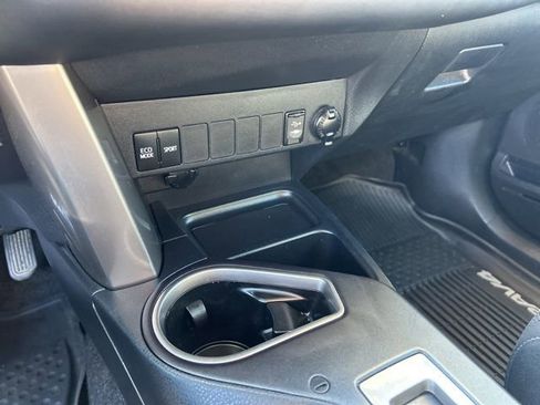 Used 2018 Toyota RAV4 XLE image 25