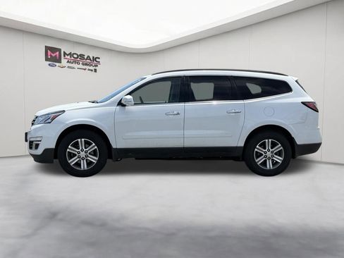 Used 2017 Chevrolet Traverse LT AWD/4WD image 5
