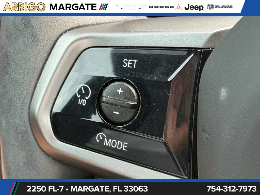 Used 2025 BMW i5 xDrive40 w/ M Sport Package AWD/4WD image 30