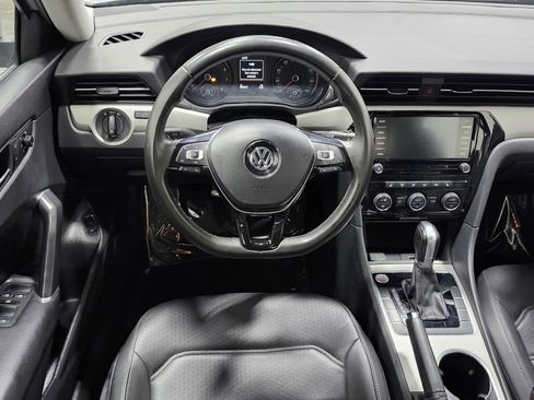 Used 2021 Volkswagen Passat 2.0T SE image 25