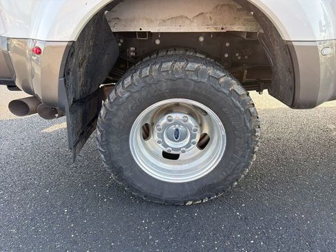 Used 2021 Ford F350 Lariat w/ Lariat Ultimate Package image 13