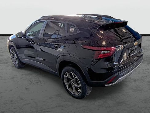 New 2026 Chevrolet Trax LT w/ Driver Confidence Package FWD image 11