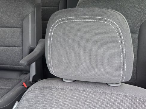Used 2024 Chevrolet Traverse LT FWD image 26