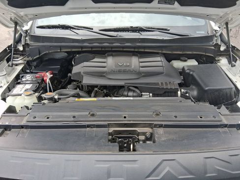 Used 2023 Nissan Titan PRO-4X w/ Pro-4x Convenience Package AWD/4WD image 27