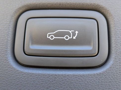 Used 2024 Hyundai Kona Limited image 14