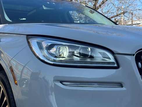 Used 2020 Lincoln Corsair Reserve w/ Equipment Group 201A image 10