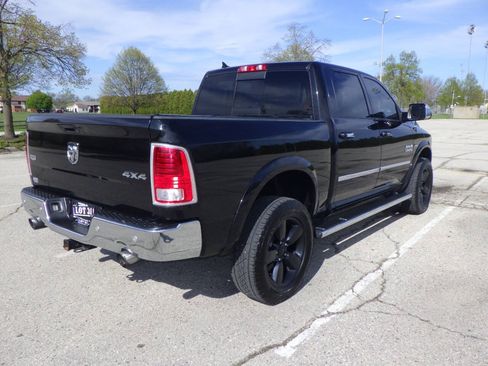 Used 2017 RAM 1500 Laramie w/ Convenience Group AWD/4WD image 6