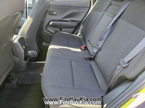Used 2024 Hyundai Kona SEL image 12