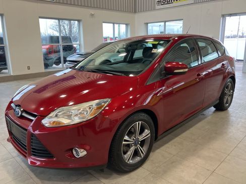 Used 2014 Ford Focus SE w/ SE Sport Package image 1