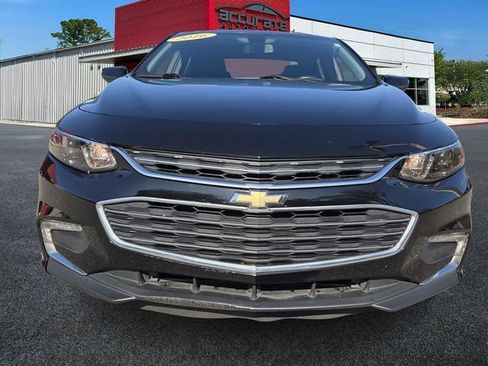 Used 2016 Chevrolet Malibu LT image 8