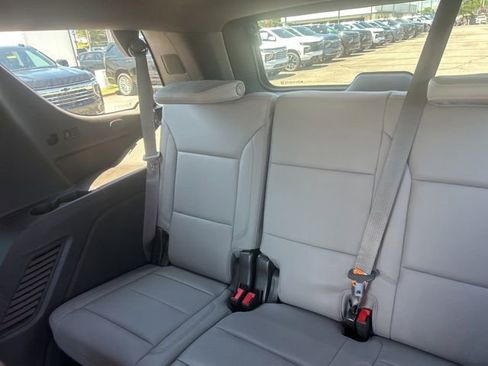 Used 2023 Chevrolet Tahoe LT w/ Luxury Package RWD image 30