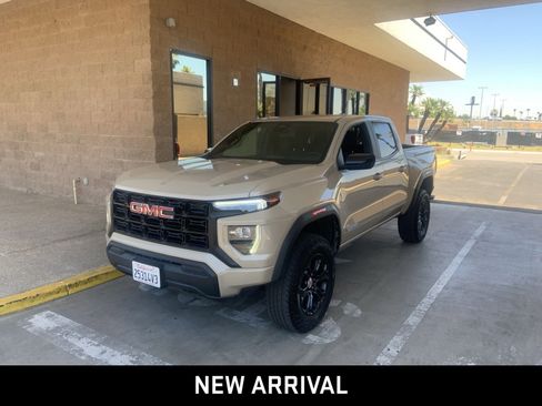 Used 2023 GMC Canyon Elevation RWD image 1