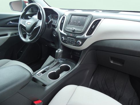 Used 2021 Chevrolet Equinox LT AWD/4WD image 27