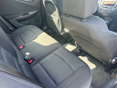 Used 2018 Chevrolet Malibu LT FWD image 11