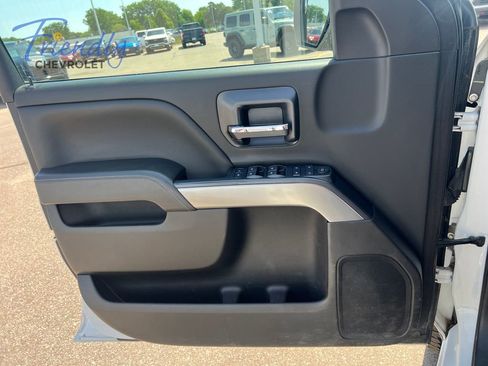 Used 2019 Chevrolet Silverado 2500 LT AWD/4WD image 14