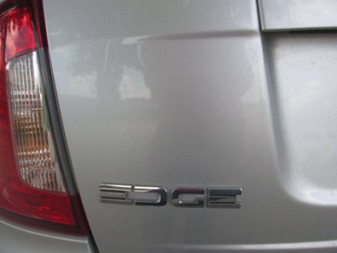 Used 2012 Ford Edge SE FWD image 21