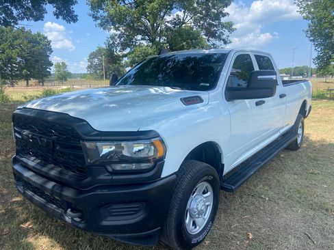 Used 2024 RAM 2500 Tradesman w/ Protection Group AWD/4WD image 5