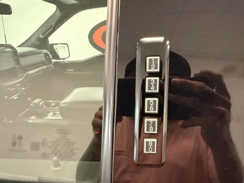 Used 2021 Ford F150 XLT w/ Equipment Group 302A High image 10