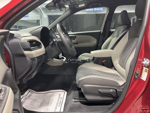 Certified 2026 Subaru Forester AWD/4WD image 11
