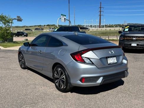 Used 2018 Honda Civic EX-T image 3