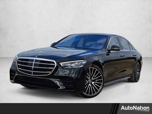 Used 2022 Mercedes-Benz S 580 4MATIC Sedan image 1