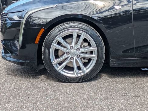 Used 2021 Cadillac CT4 Luxury image 10