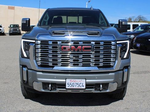 Used 2024 GMC Sierra 2500 Denali w/ Denali Reserve Package image 2